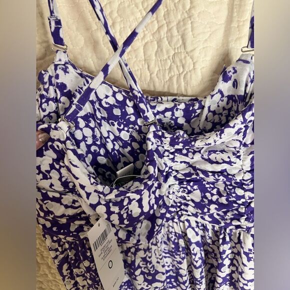 Chico’s Zenergy Swirl Print Maxi Dress With Pockets - Picture 4 of 8